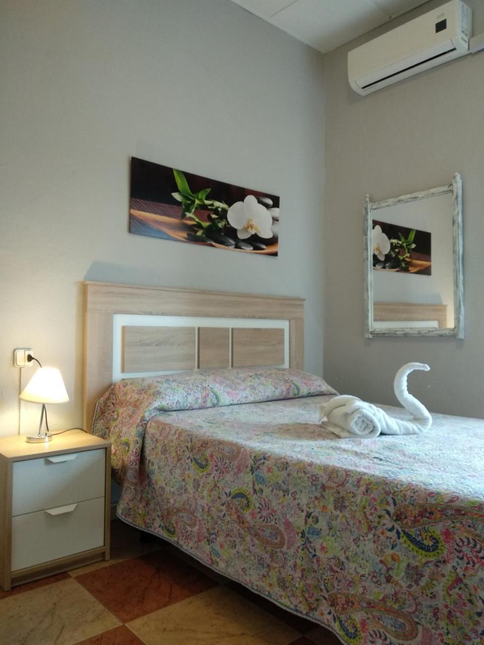 Pension Riosol Seville Exterior photo